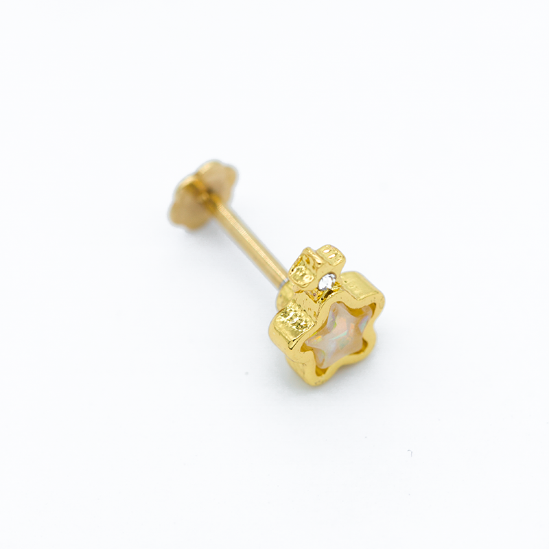 Labret piercing star shape - GM - CD0368 - GOLDEN